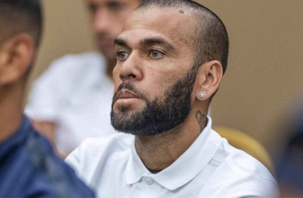 Dani Alves pagó la fianza y podrá salir de la cárcel en España