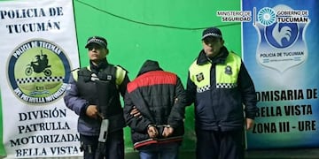 Atrapado "con las manos en la masa".