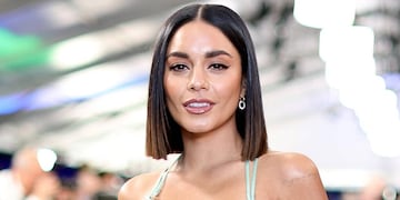 Vanessa Hudgens de High School Musical deslumbró al lucir una colorida bikini desde la playa