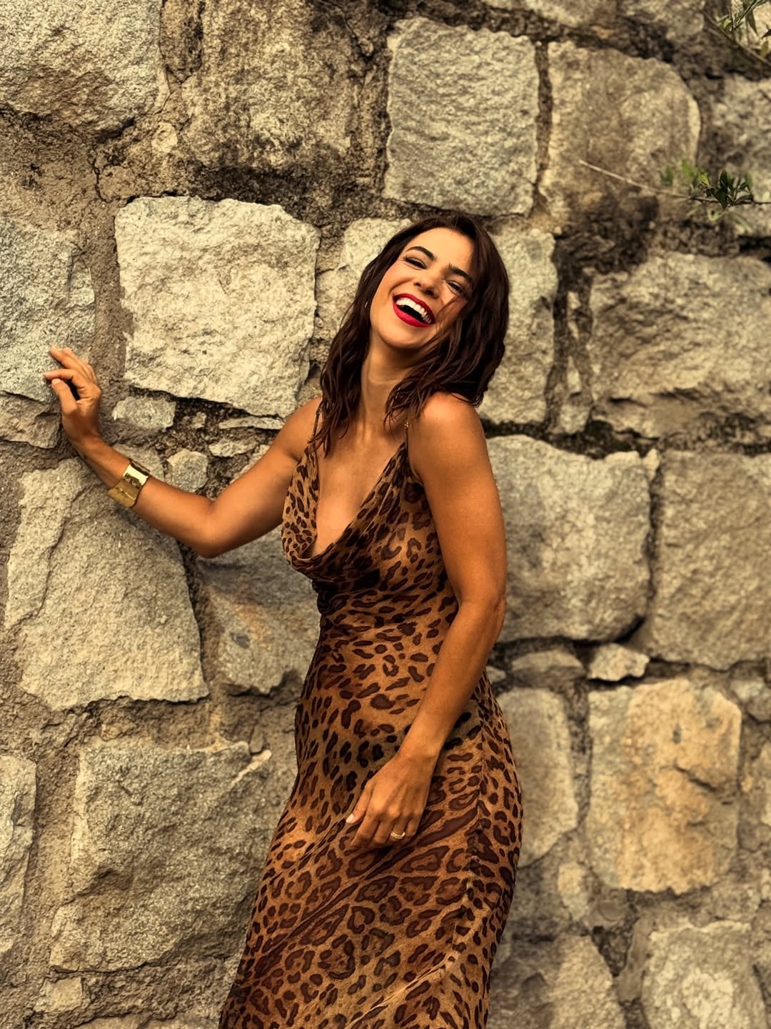 Animal print y transparencias: Agustina Cherri deslumbró con el vestido tendencia de la temporada y dio cátedra de estilo
