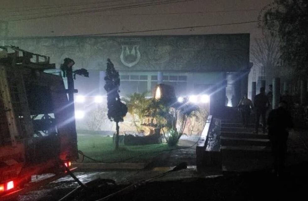 Un incendió consumió parte de la Municipalidad de Bernardo de Irigoyen