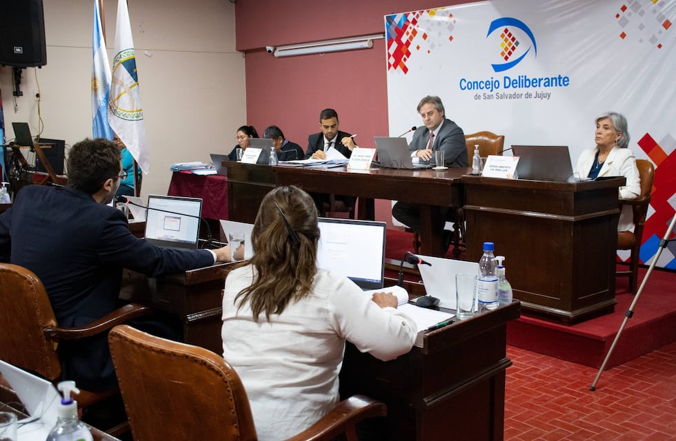 Concejales aprobaron la simplificación de trámites para la actividad comercial en Jujuy