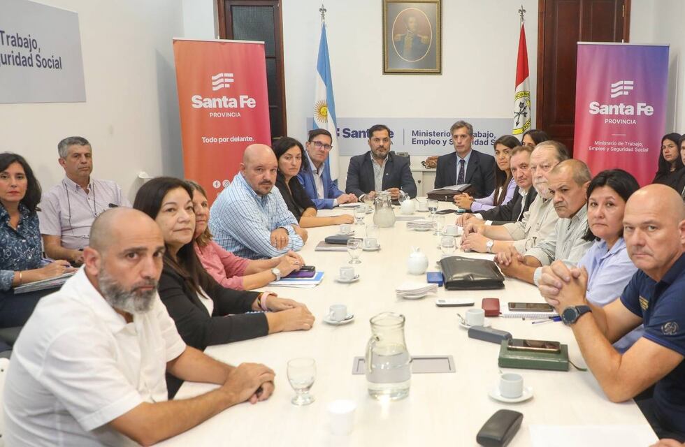 Paritaria docente: Santa Fe duplicó la oferta salarial de marzo y vuelve el Plan 25