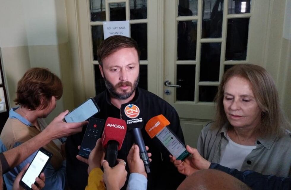 Votó Francisco Azcué y dijo que “es el día mas importante” de su vida
