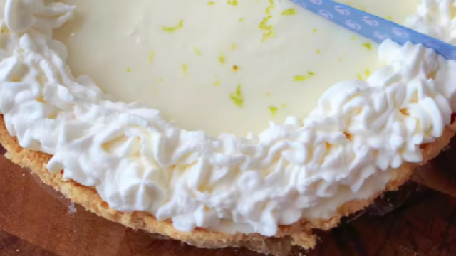 Sin azúcar ni horno: cómo hacer una tarta de limón en simples pasos