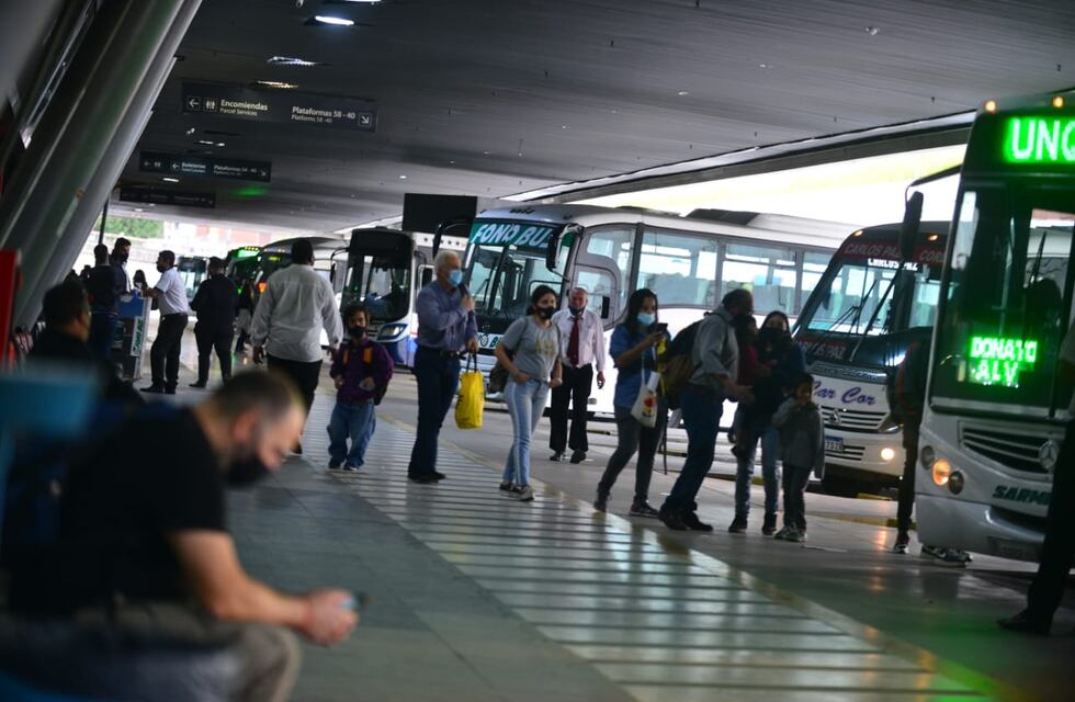 Intenso movimiento en los accesos de Córdoba por Semana Santa