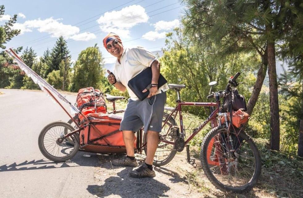 Es pampeano y recorre San Luis en bicicleta generando conciencia contra la obesidad