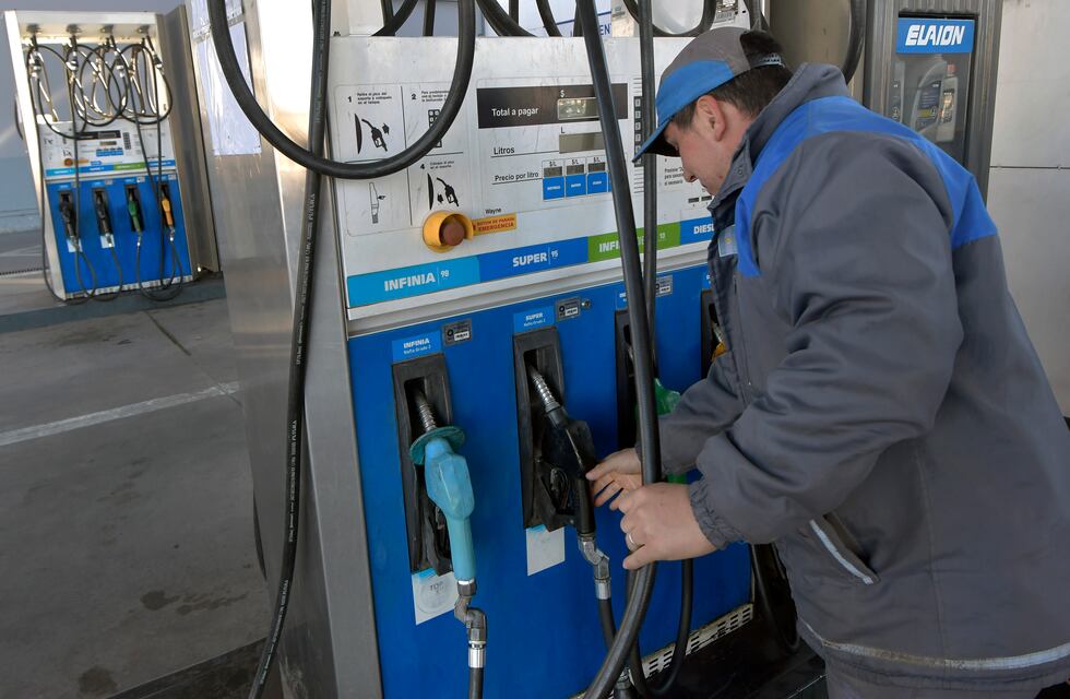 Brecha injustificada y enojo: en el Sur los combustibles están más caros que en el Gran Mendoza