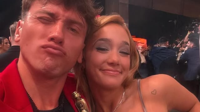 ¡Margelita es real! Ángela Torres y Marcos Giles confirmaron su romance con un el apasionado beso en vivo