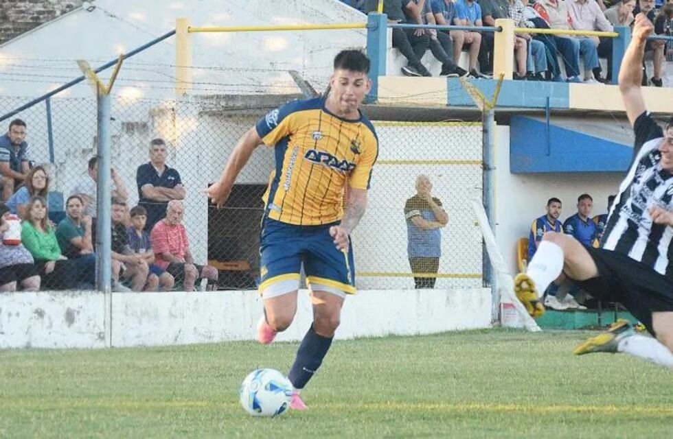 Regional Amateur: Un puntaltense amargó a Liniers, que quedó fuera del torneo