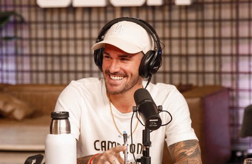 De cantar en el teatro a una fiesta con ex participantes de Gran Hermano: la gira de Rodrigo De Paul en Buenos Aires