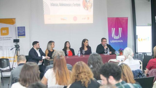 La Secretaría de Cultura y Educación de Ushuaia participó en el 1° Encuentro de Experiencias Educativas Fueguinas.