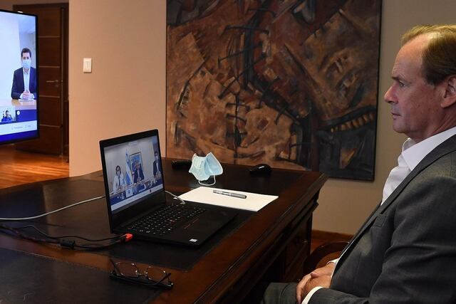 Bordet anunció que acordará con los intendentes las nuevas restricciones horarias.