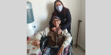 Vende un bono contribución para ayudar a su papá