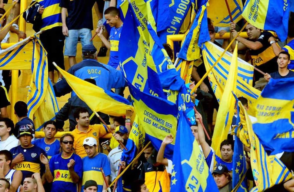 Un hincha de Boca fue abucheado por La Bombonera por una particular arenga: “Aguante Román y Cristina”