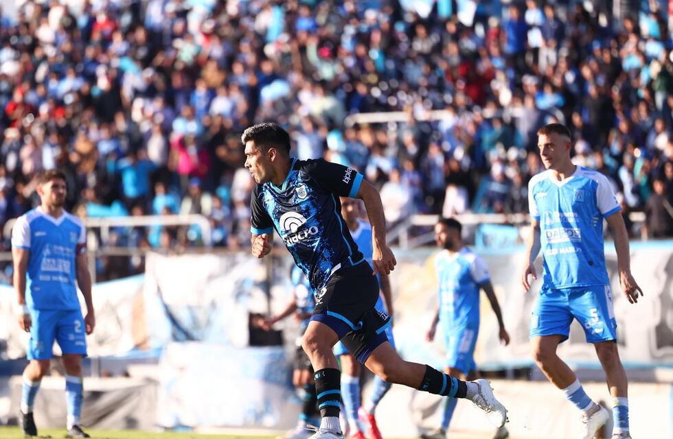 “Queremos seguir arriba”, prometió Hugo Soria, mediocampista de Gimnasia de Jujuy