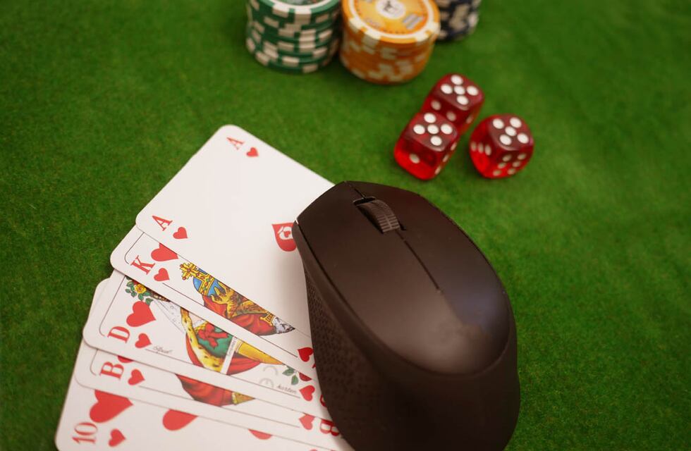 Duro cruce entre el Luis Juez y Orlando Arduh por el juego online en Córdoba