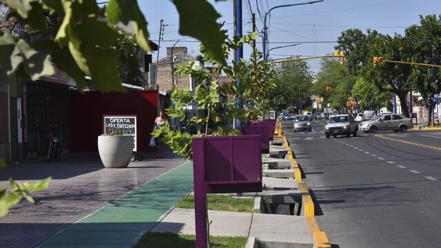 La Municipalidad de Godoy Cruz comenzpó la tercera etapa de laremodelación de calle Paso de Los Andes en el tramo comprendido entre Rivadavía y Carola Lorenzini.Gentileza MGC