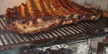 Robo insólito: delincuentes entraron a un salón de eventos y se llevaron un costillar.