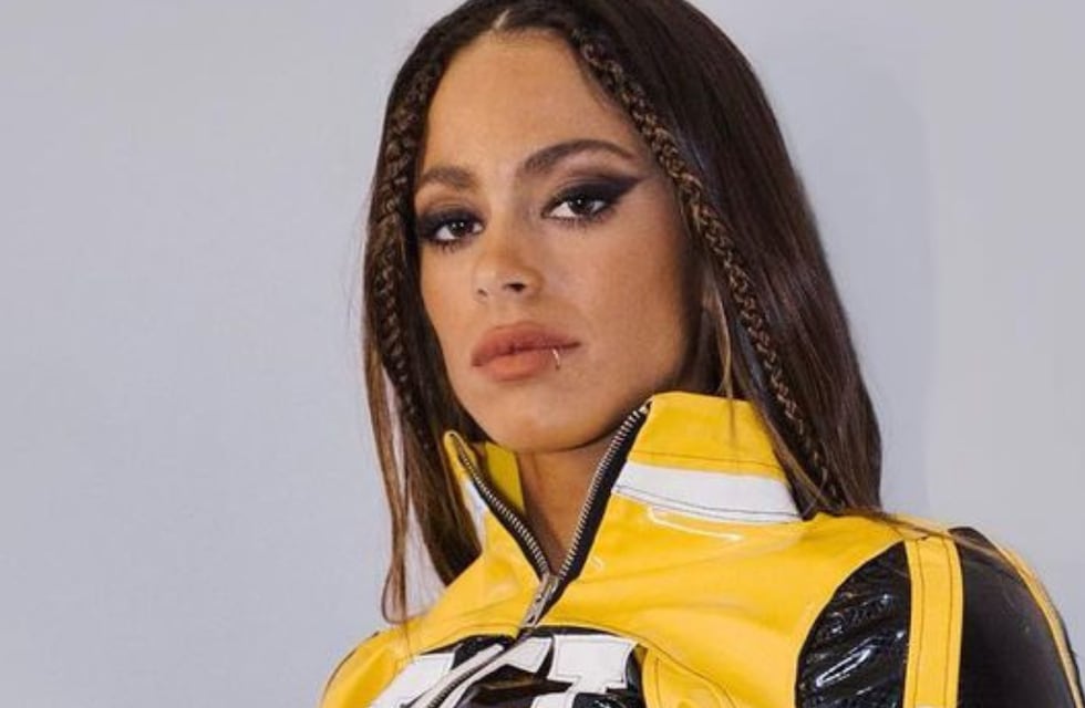 Cuánto costó la famosa microbikini verde que lució Tini Stoessel en España