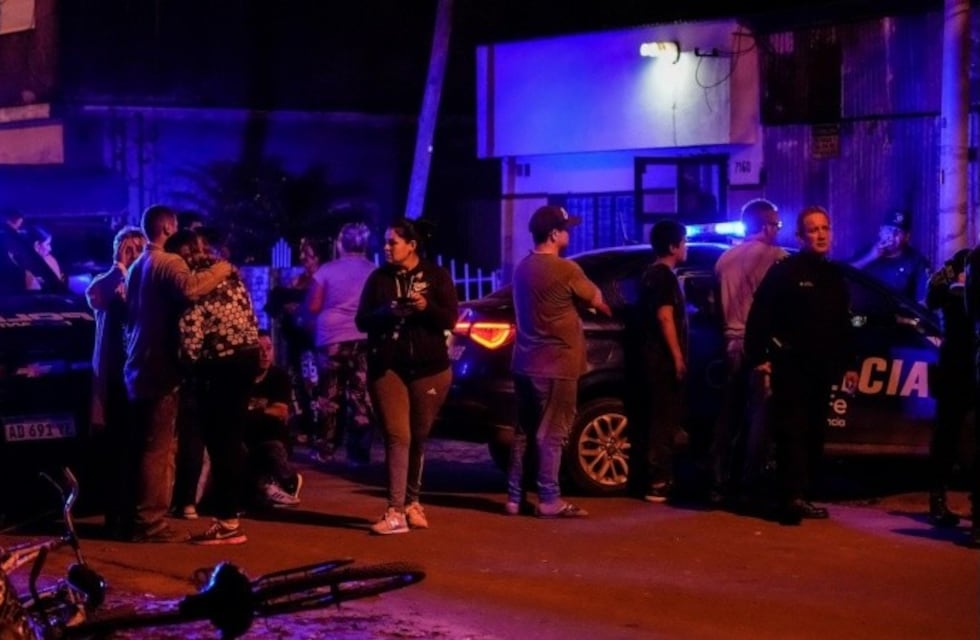 Rosario sangrienta: matan a un hombre en barrio Larrea y hieren de gravedad a otro en Empalme Graneros