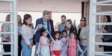 Inauguración de Nueva Escuela Primaria (NEP) en Gualeguay