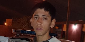 Él es Nahuel Soria, el joven delincuente que fue atrapado mientras intentaba ingresar por la fuerza a una casa.