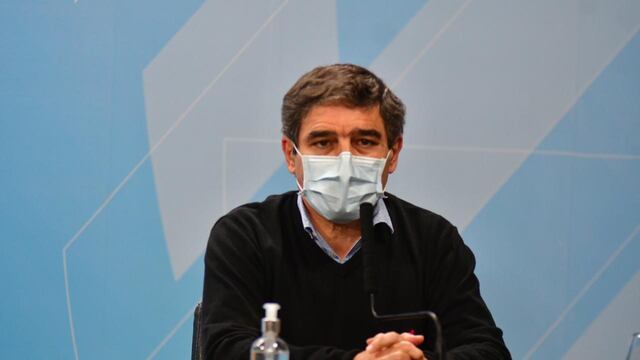 Fernán Quirós dijo que es necesario tener al 70% de la población vacunada.