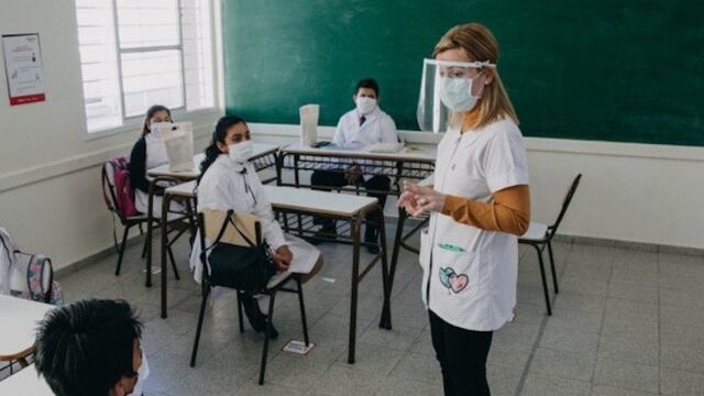 El objetivo de Capitanich es que las clases presenciales se reanuden en la provincia.