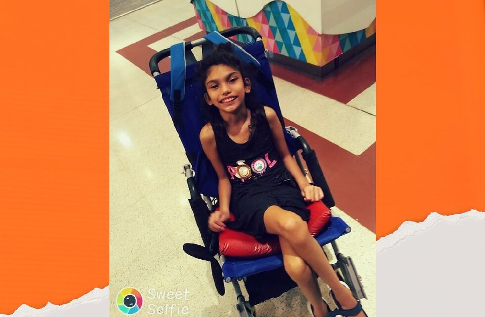 Dulce necesita poder caminar y precisa ayuda para su operación