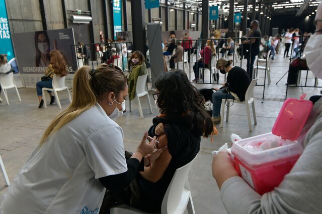 Ampliaron el listado de grupos de riesgo que puden vacunarse contra el coronavirus en Mendoza.