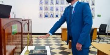 La propuesta de la terna fue presentada por el edil Mario Alcaraz.