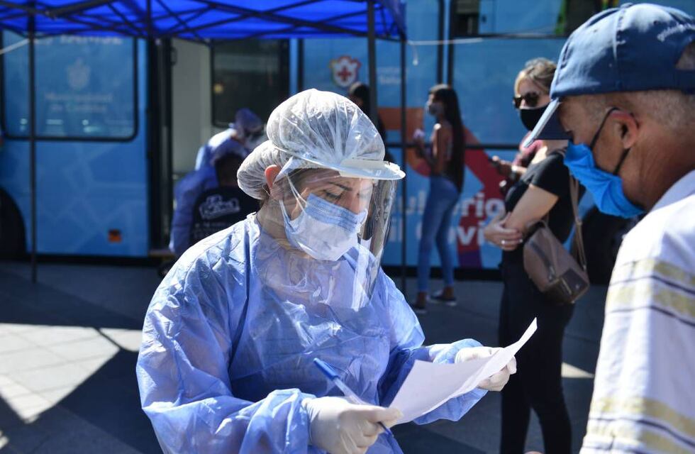 Coronavirus en Córdoba: 49 fallecimientos y 2.102 nuevos casos