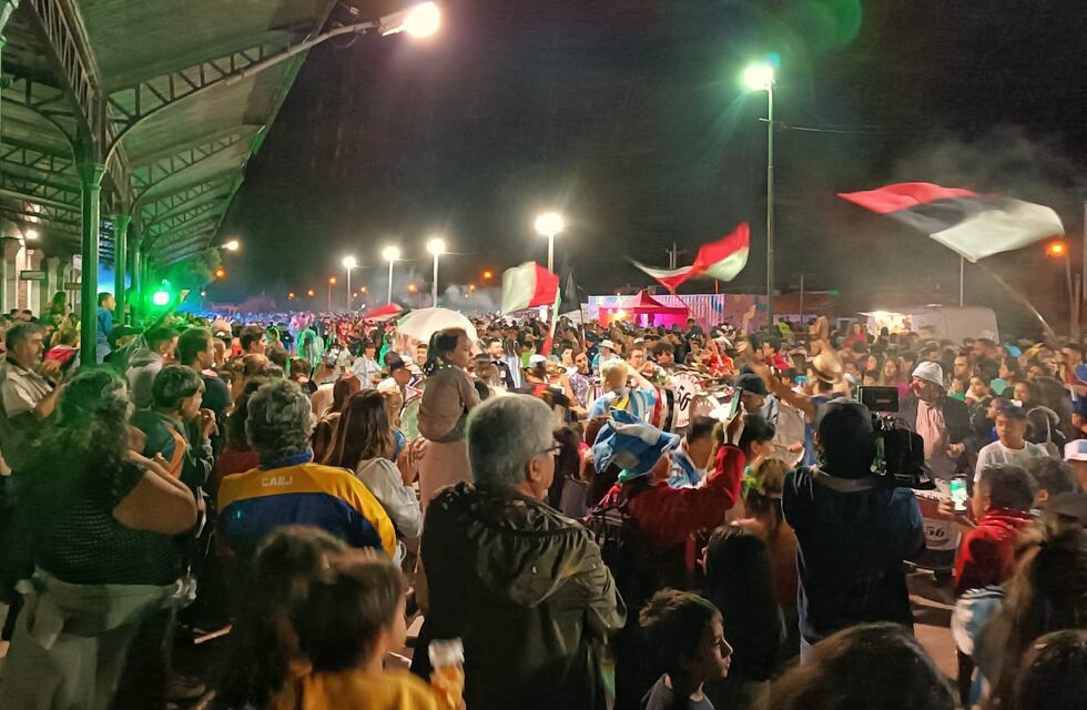 Tres noches de corsos en el Complejo Cultural Solier