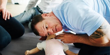 Los cursos de RCP para bebés y niños está recomendada para padres de familias, maestros y cuidadores. / Sanatorio Allende