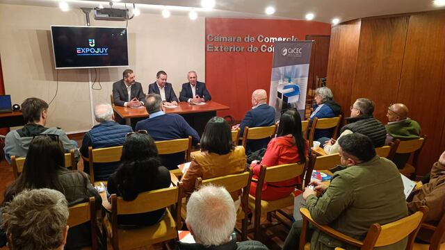 Avanzando en el calendario de promoción de la decimosexta Expojuy, este martes hubo una importante reunión en la Cámara de Comercio Exterior de Córdoba.