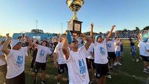 Estudiantes de Rio Cuarto volvió a la Primera División del Fútbol Argentino.