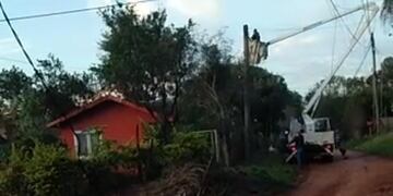 Sorprendió a su vecino en pleno robo de cables en Eldorado.