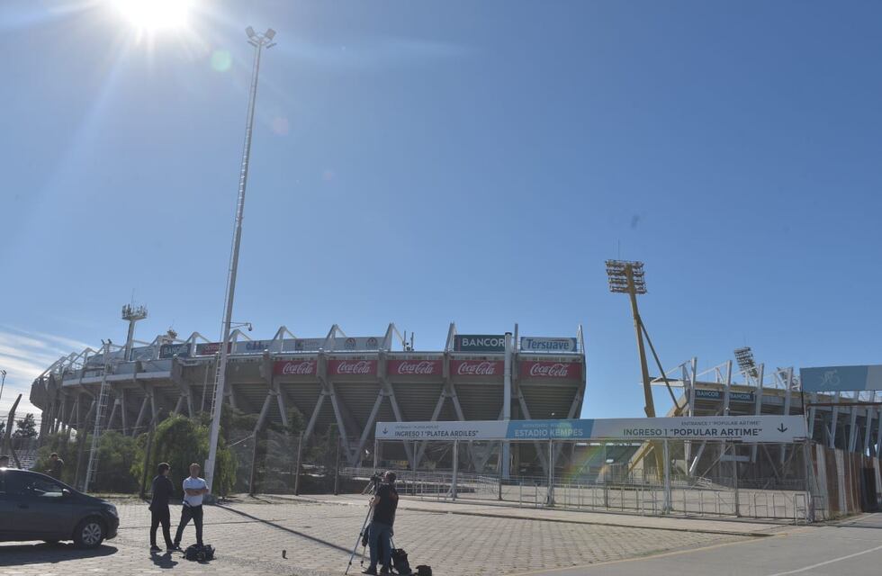 Superclásico Boca-River: así está el césped del estadio Kempes tras su resembrado