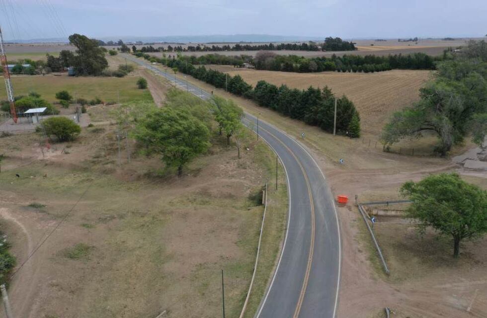Se bajó del auto por un lamentable hecho y protagonizó un noble gesto en Córdoba