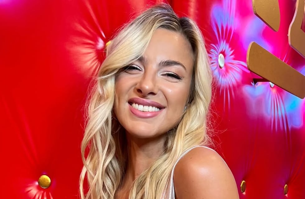 Ailén Bechara dejó al descubierto mucha piel y se llevó todos los piropos con un look de noche súper jugado