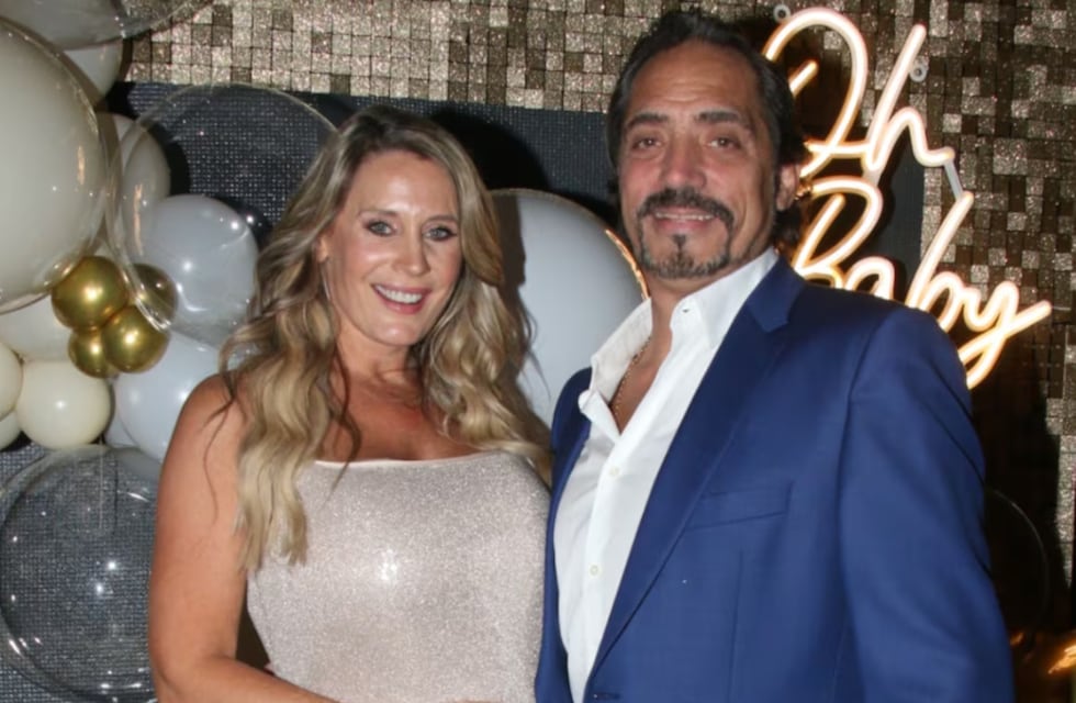 Con una espectacular fiesta, Rocío Marengo y Eduardo Fort revelaron el sexo de su bebé: cómo se llamará