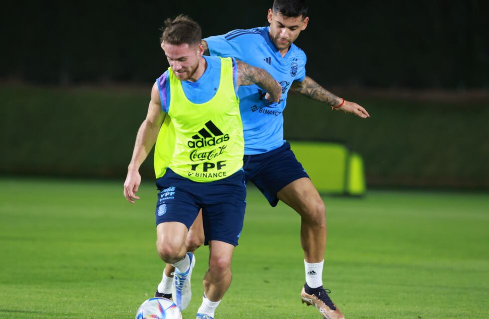 Mundial Qatar 2022: la particular escena protagonizada por Cristian Romero y Lionel Scaloni