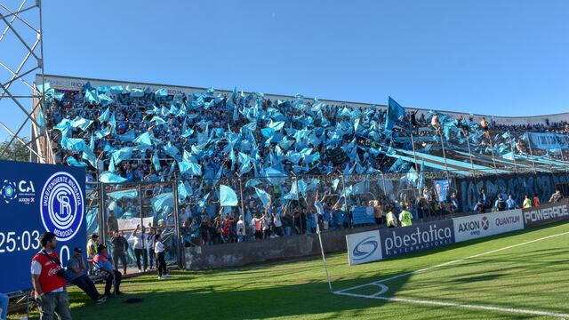 La hinchada de Belgrano y el show que dio en La Rioja acompañando al Pirata en el duelo por Copa Argentina ante Independiente Rivadavia. (Prensa Copa Argentina)