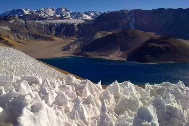 El mágico lago más alto del mundo ubicado en La Rioja.