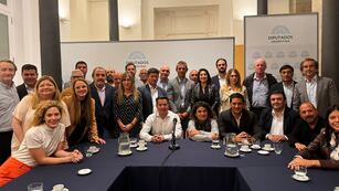 La foto tras la reunión de La Libertad Avanza