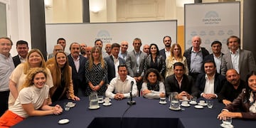 La foto tras la reunión de La Libertad Avanza