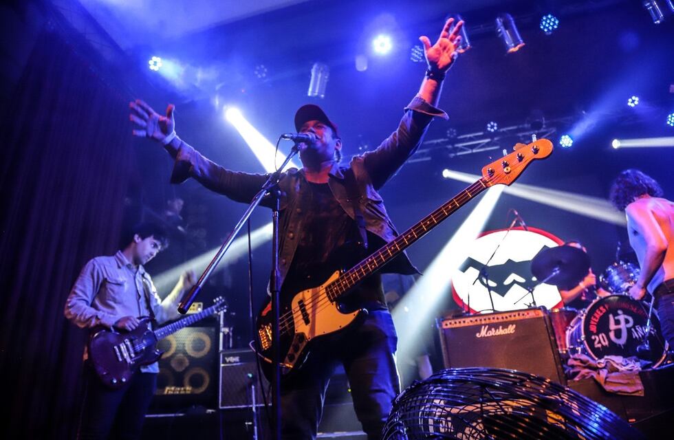 Intoxicados x Jorge Rossi presenta “Noche con amigos” en Mar del Plata