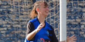 Puerto Belgrano goleó a Liniers y sigue puntero e invicto en la Liga del Sur.