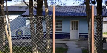 El agresor fue derivado a la Comisaría 42 (Diario Río Negro).